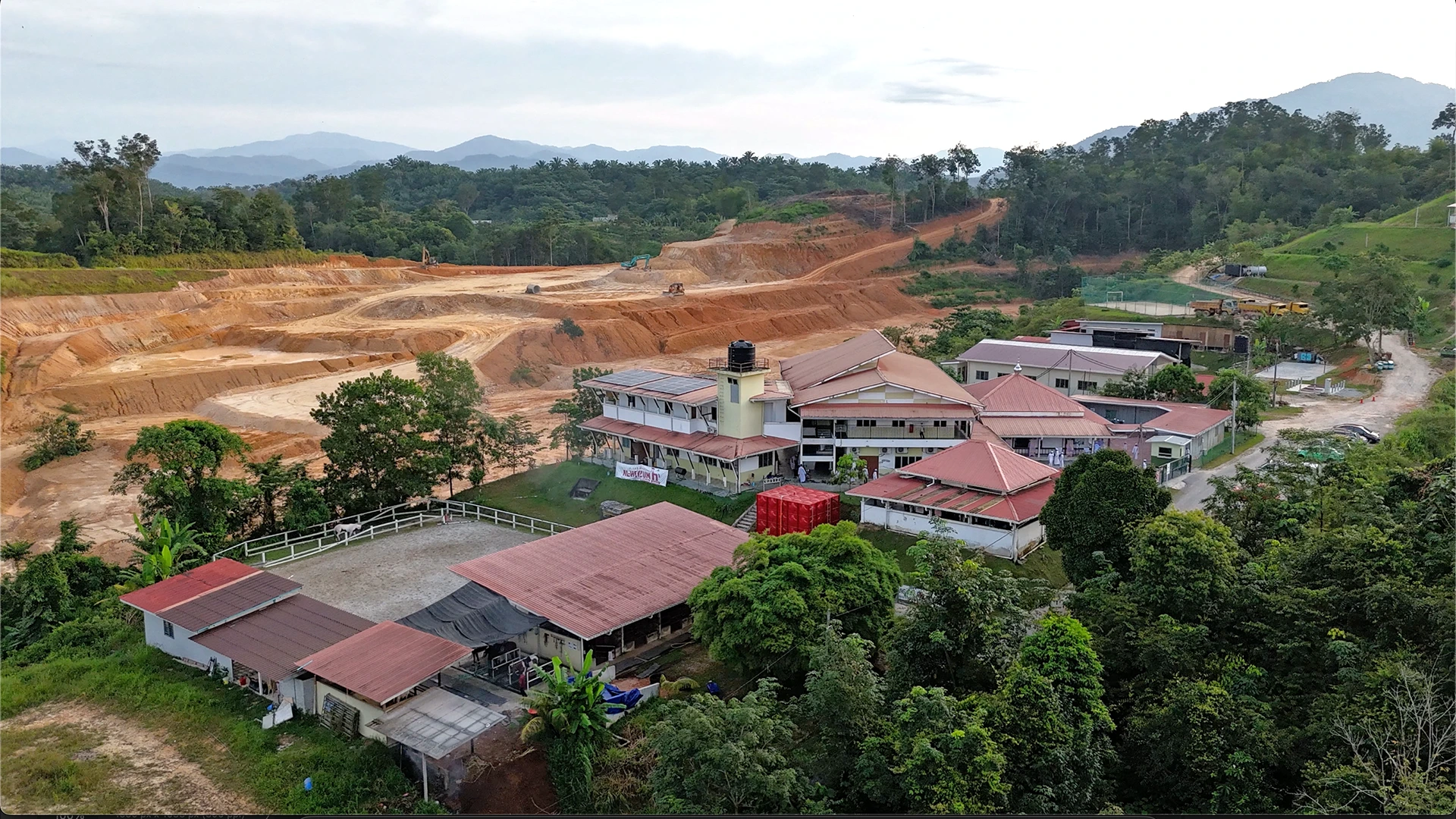 8.Gambar ALFATEH